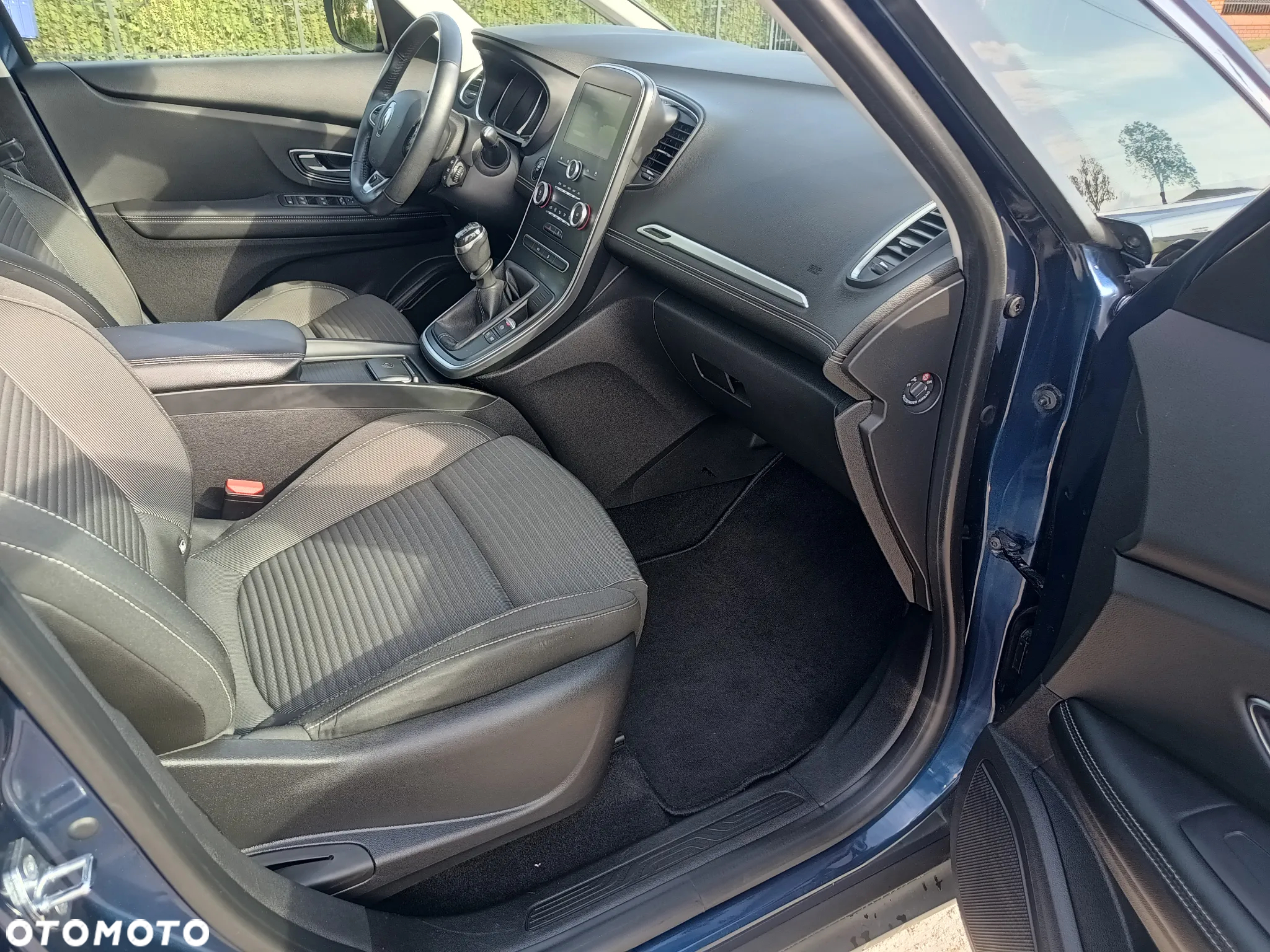 Renault Scenic - 10