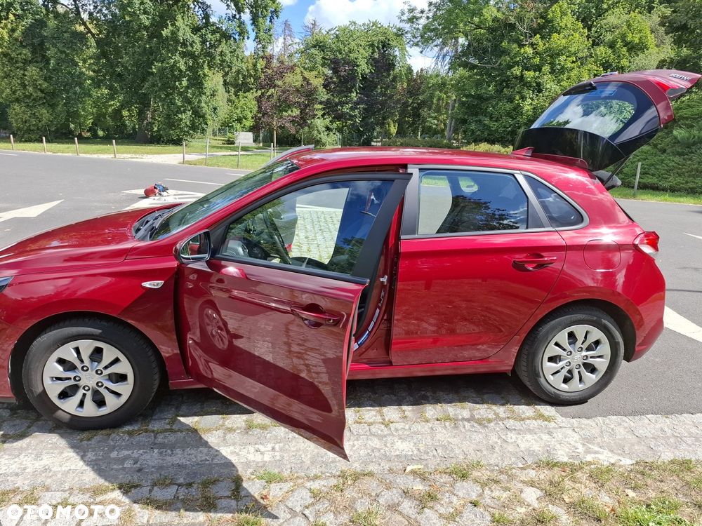 Hyundai i30 1.5 DPI Classic + - 8