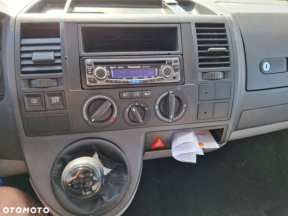 Volkswagen Caravelle L1 - 16