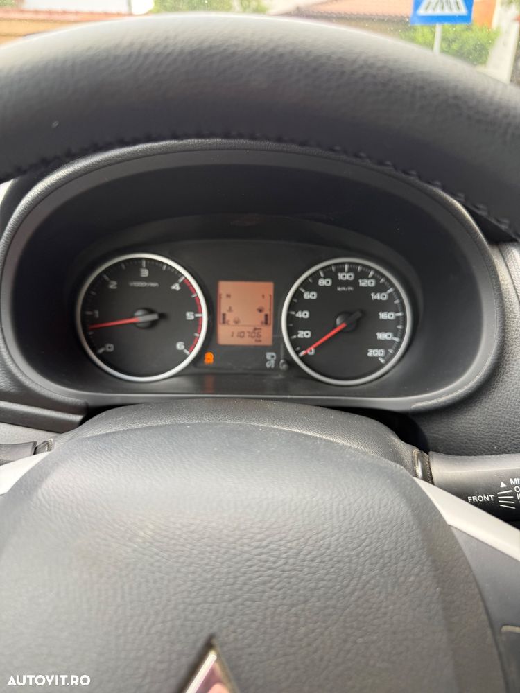 Mitsubishi L200 Double Cab M/T Intense - 2