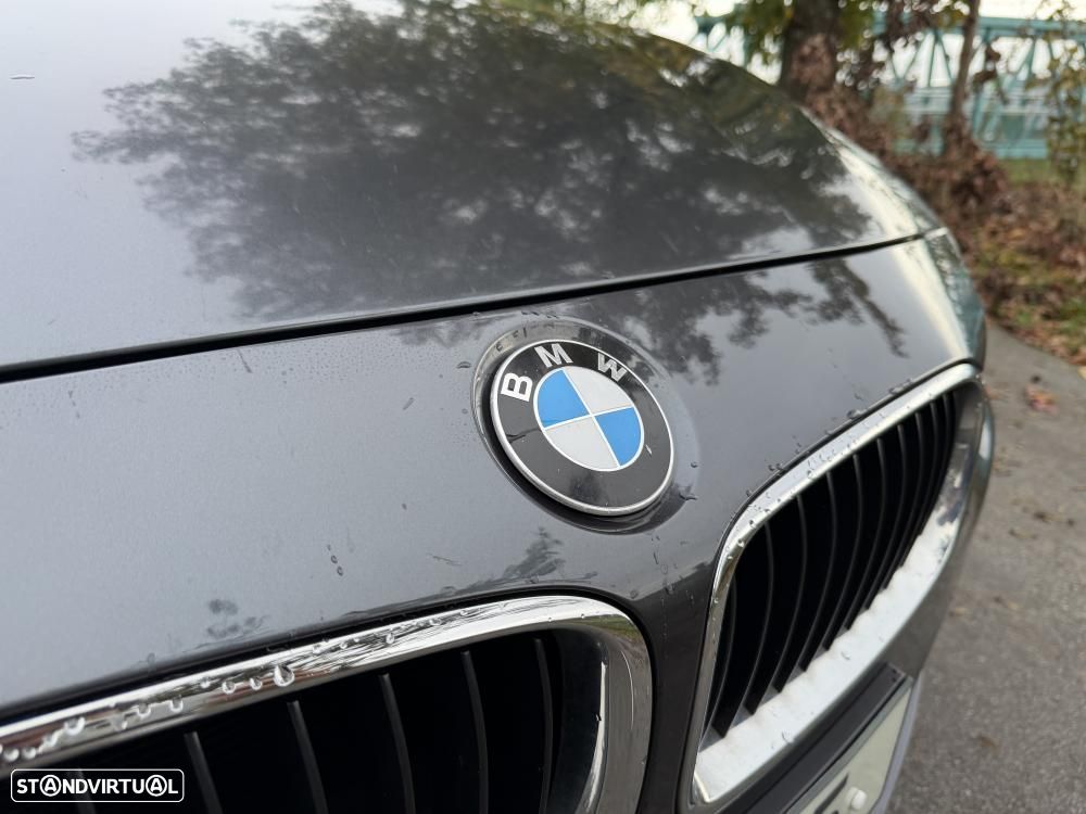 BMW 318 d Touring Line Sport Shadow Auto - 11