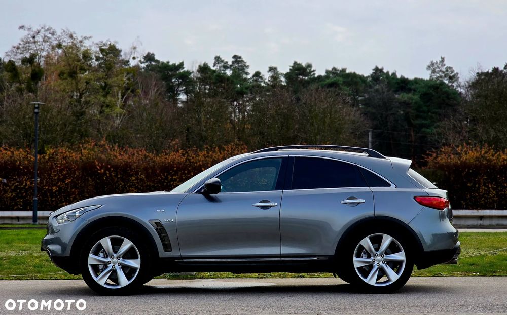 Infiniti QX70 3.0d AWD Design - 21
