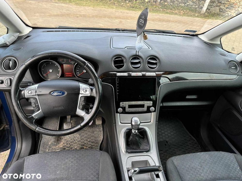 Ford Galaxy 2.0 TDCi Ghia - 8