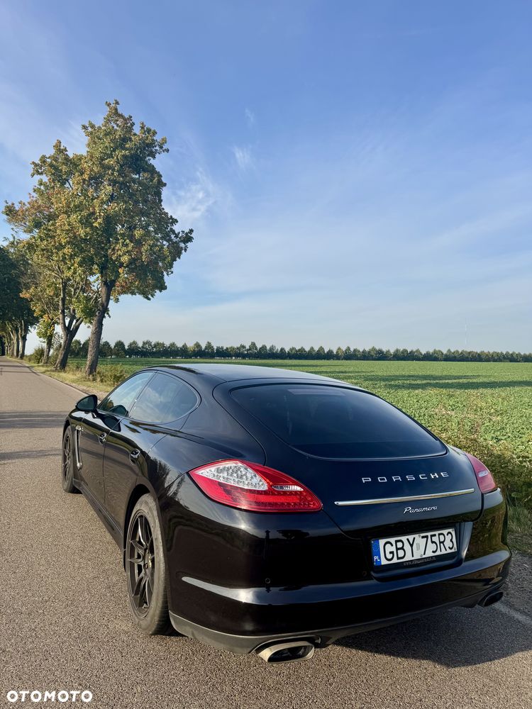 Porsche Panamera Standard - 9