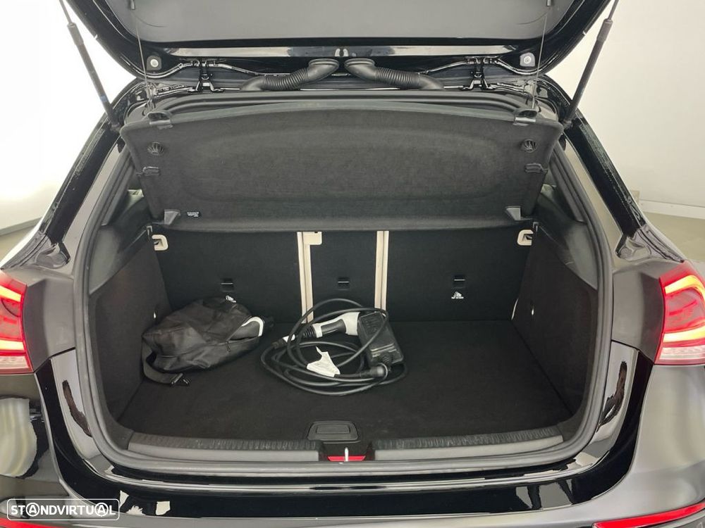 Mercedes-Benz A 250 e Progressive - 13