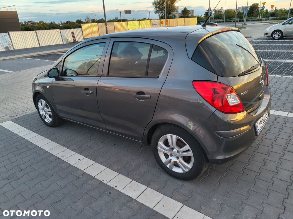 Opel Corsa - 4