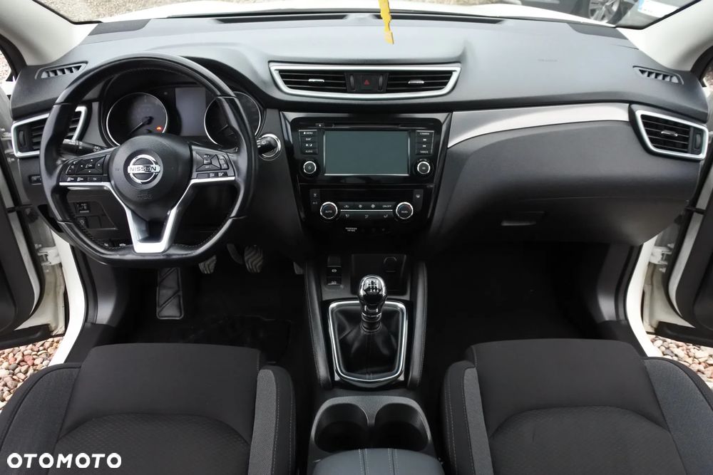 Nissan Qashqai 1.3 DIG-T Tekna - 16