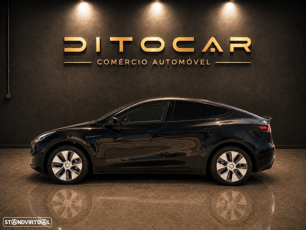 Tesla Model Y Standard - 3