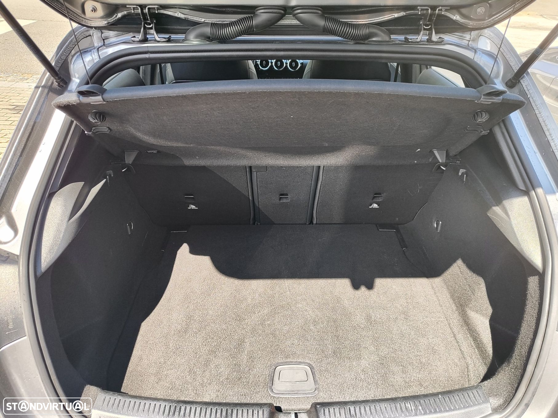 Mercedes-Benz A 180 d Progressive Aut. - 8
