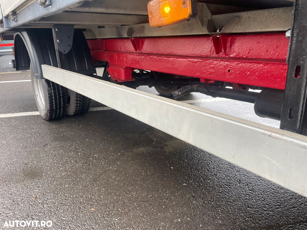 Mercedes-Benz Sprinter - 15