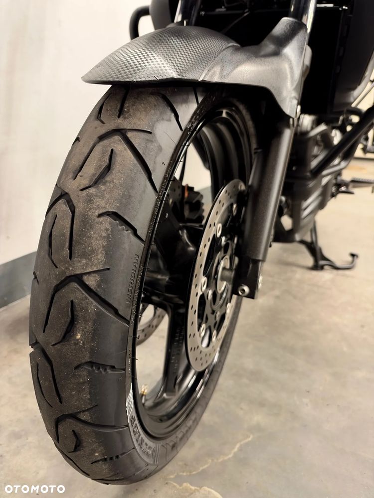 Suzuki V-STROM - 21