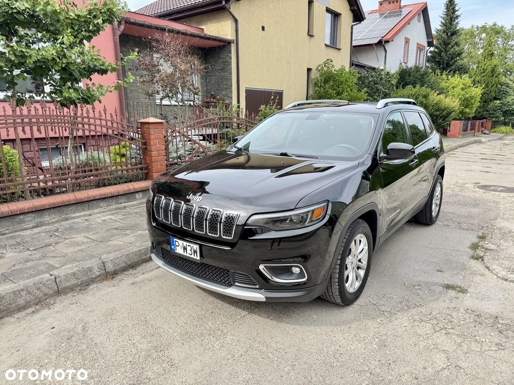 Jeep Cherokee - 1