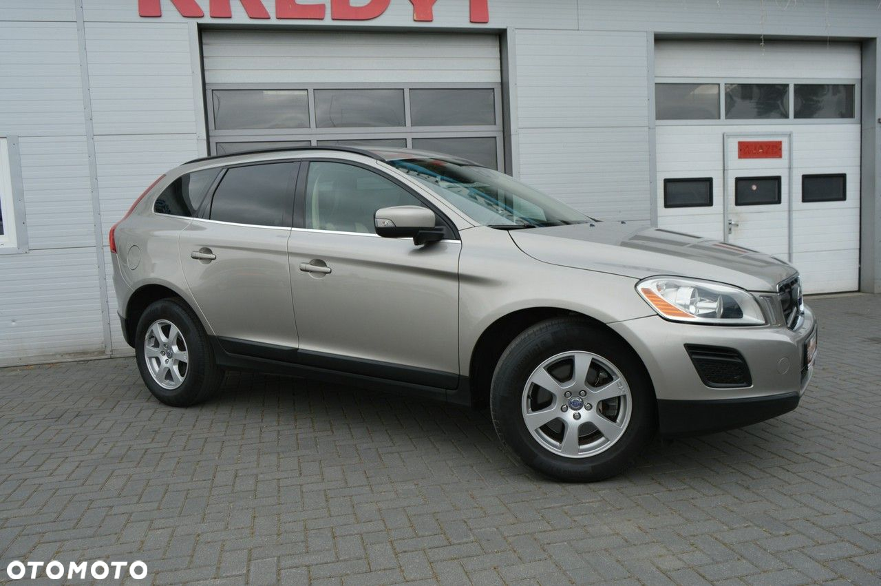 Volvo XC 60 D3 Momentum - 7