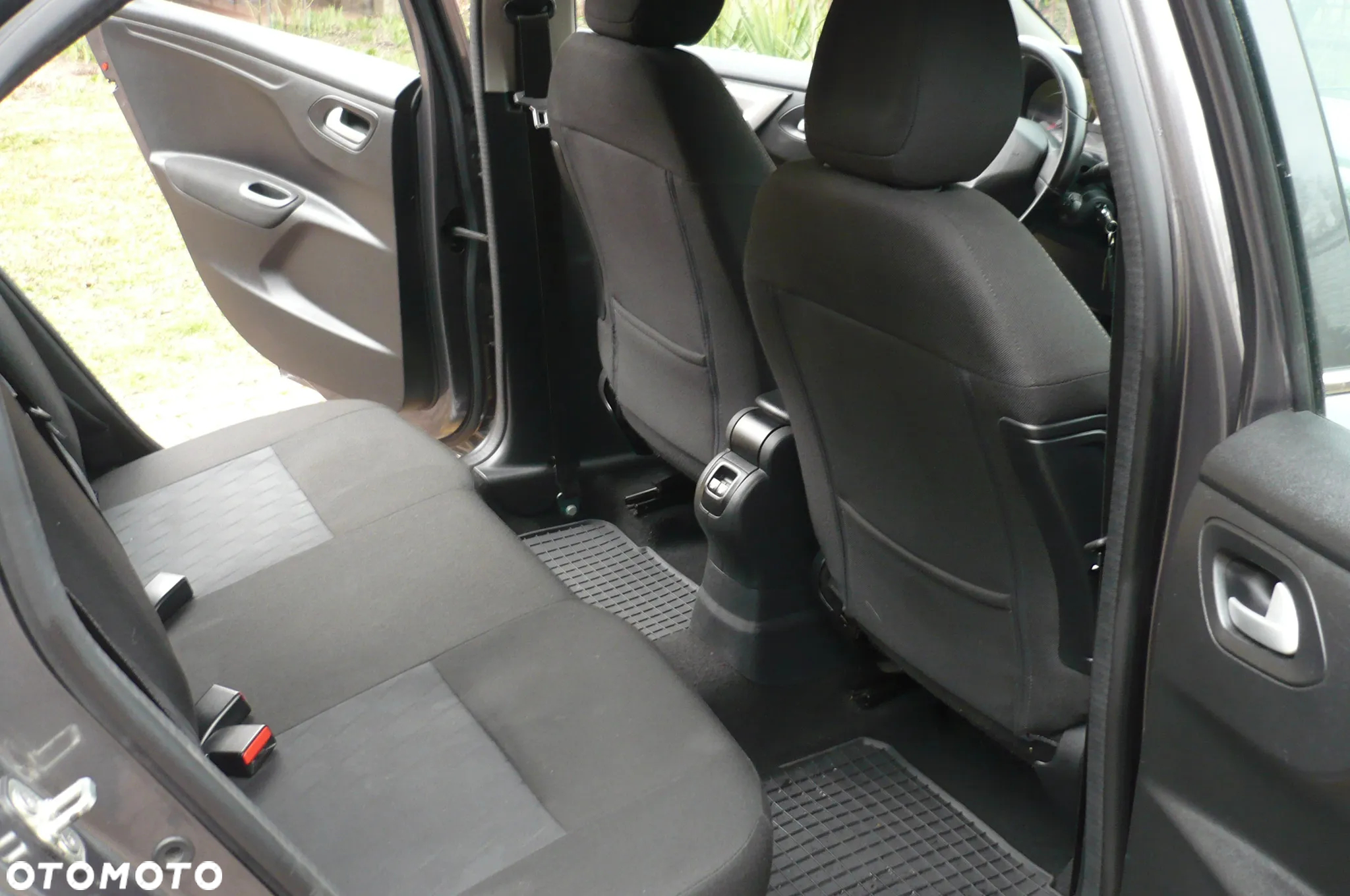 Citroën C-Elysée 1.2 PureTech GPF More Life - 12