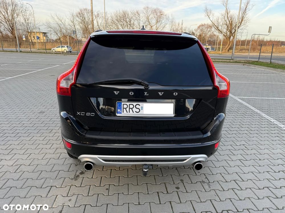 Volvo XC 60 D3 R-Design - 10