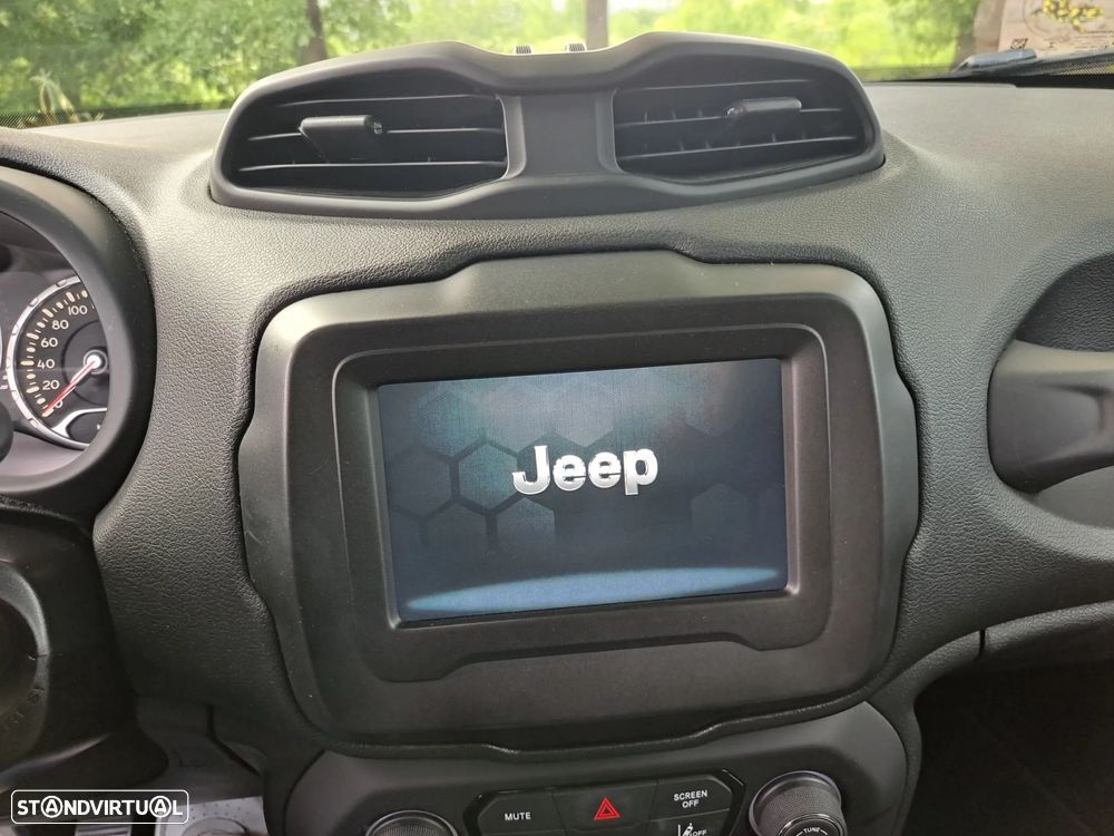 Jeep Renegade 1.0 T Night Eagle - 23