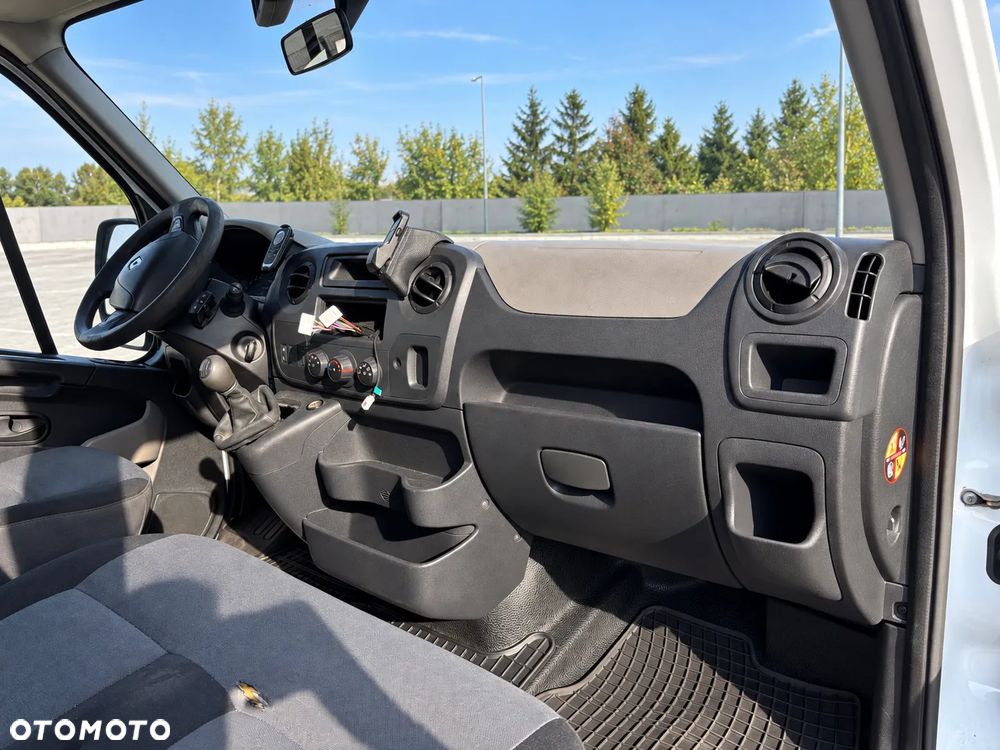 Renault Master - 18
