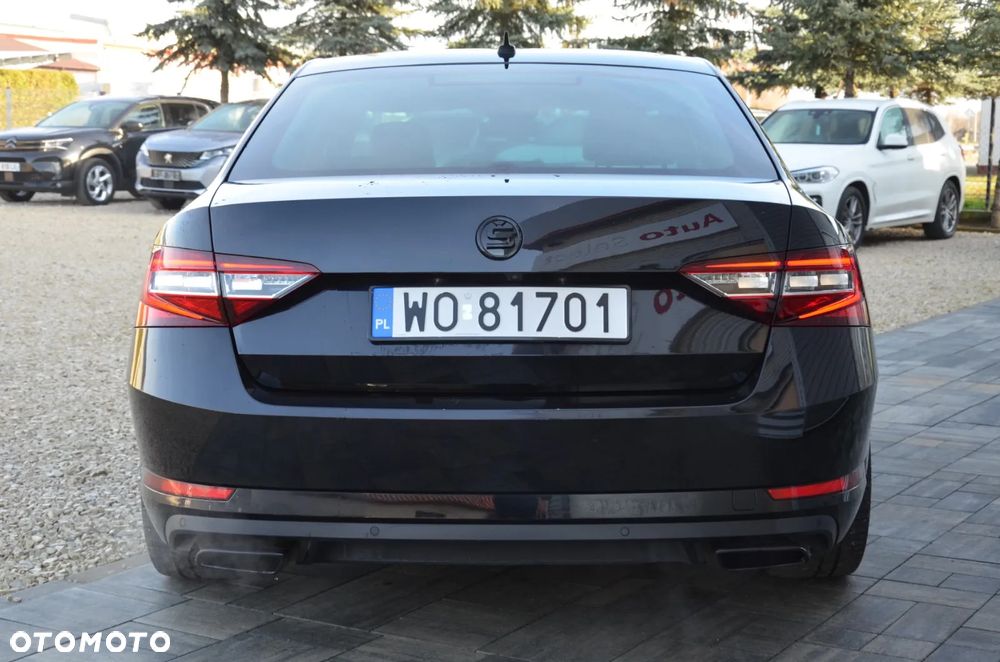 Skoda Superb 2.0 TSI 4x4 L&K DSG - 6