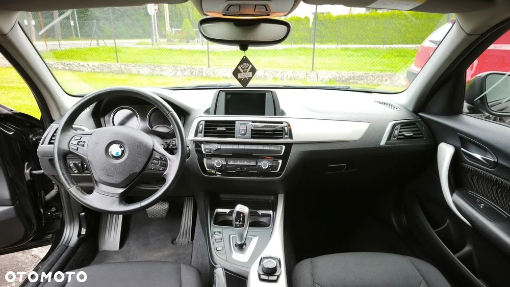 BMW Seria 1 - 10