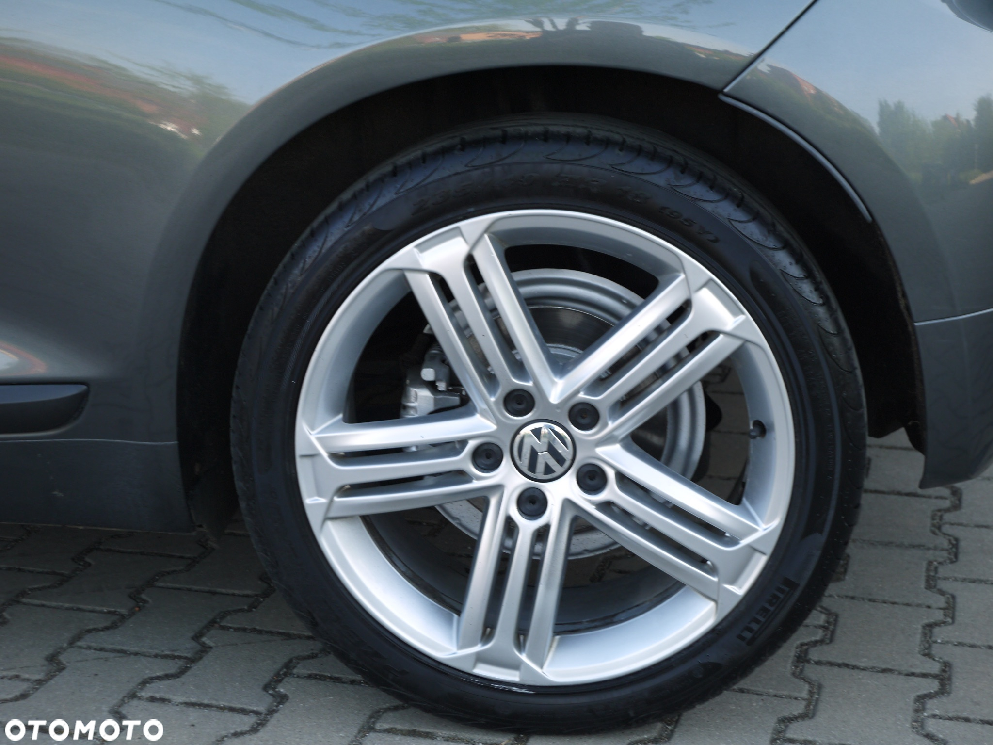 Volkswagen Scirocco 2.0 TDI - 11