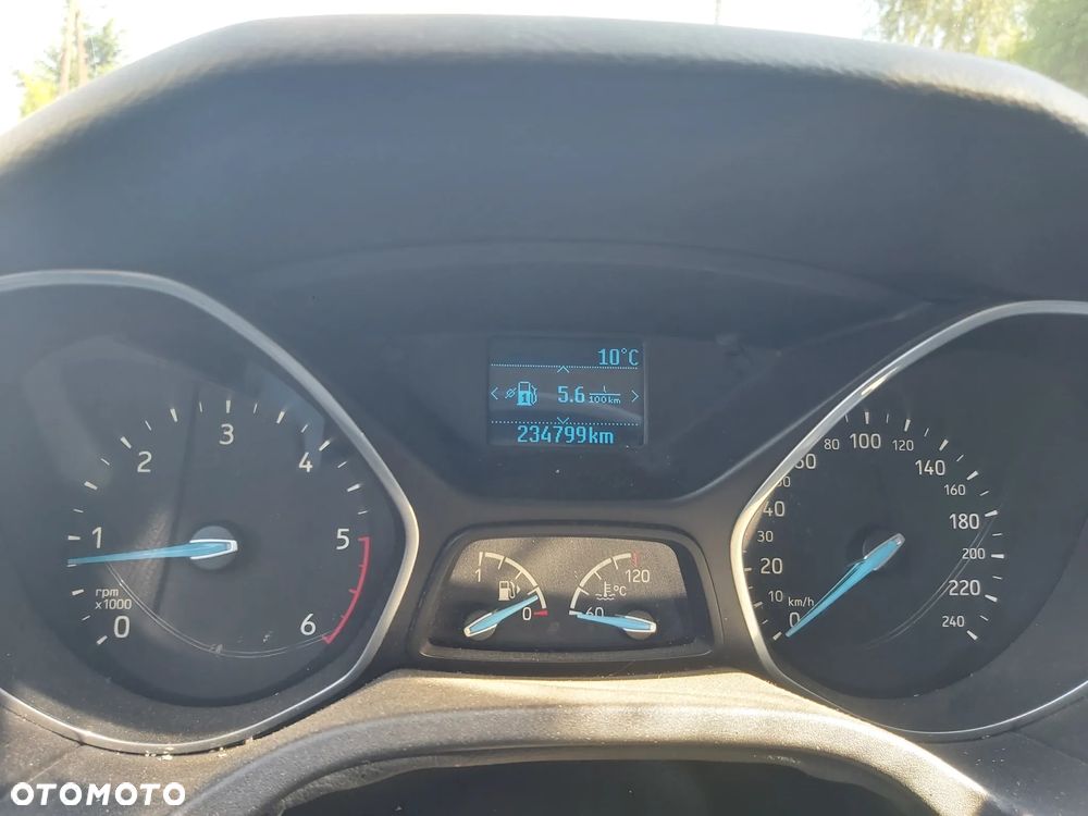 Ford Focus 1.5 TDCi Trend - 10