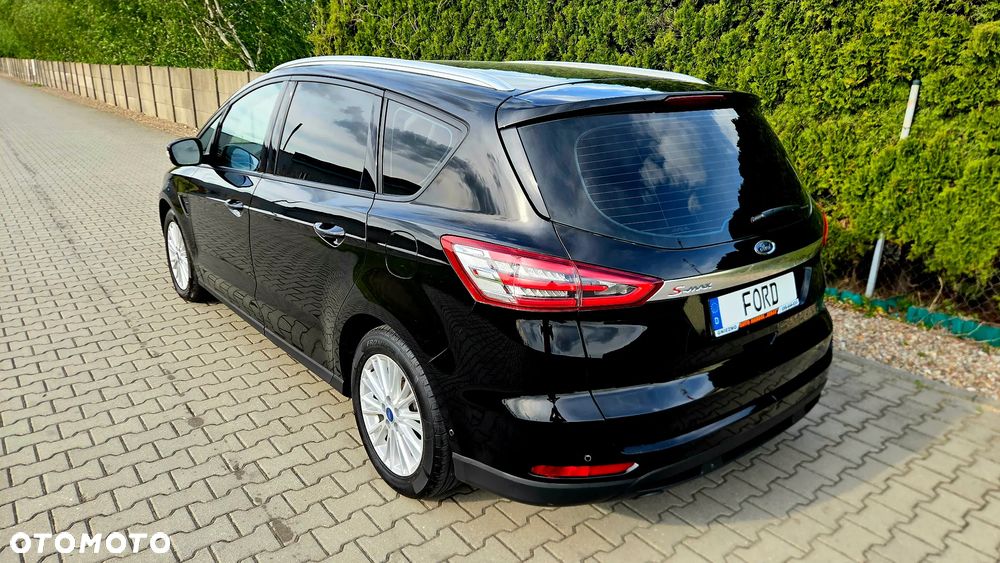 Ford S-Max 2.0 TDCi Titanium PowerShift - 9