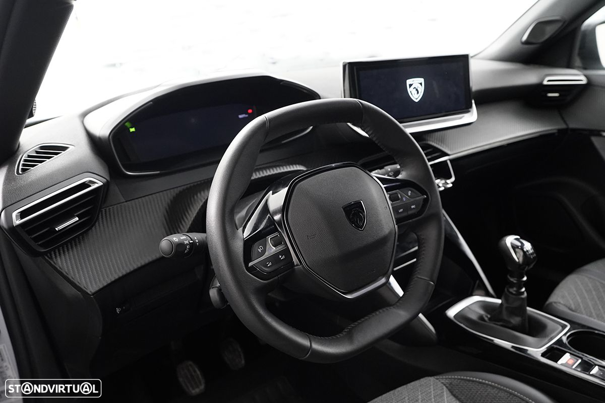 Peugeot 2008 1.2 PureTech Allure - 7