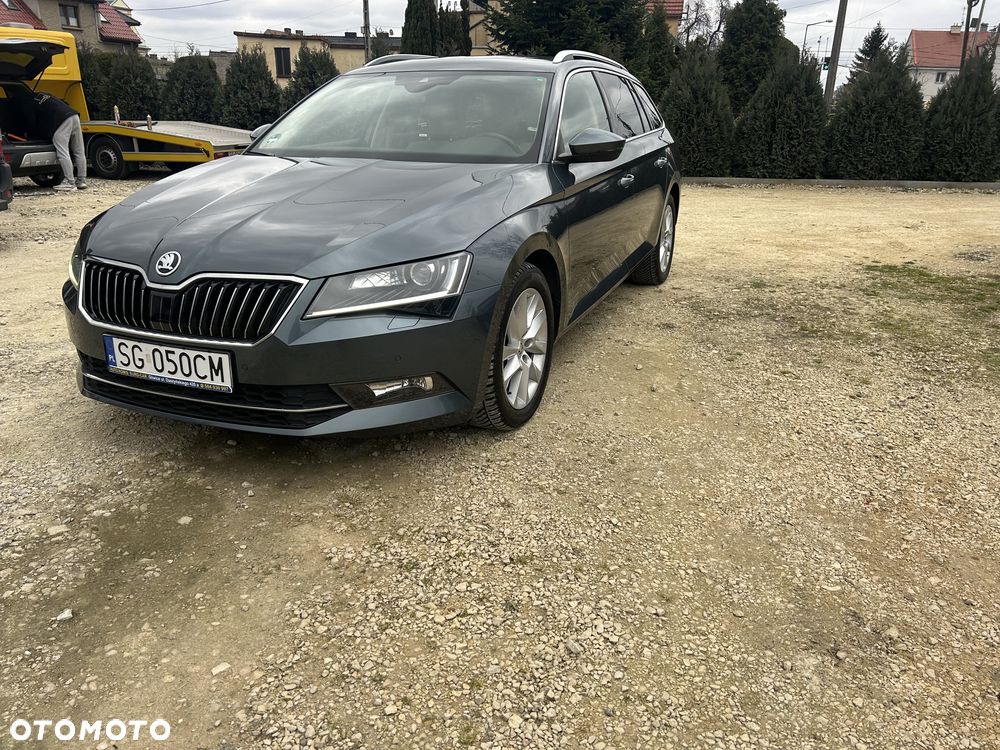 Skoda Superb 2.0 TDI DSG Premium Edition - 2