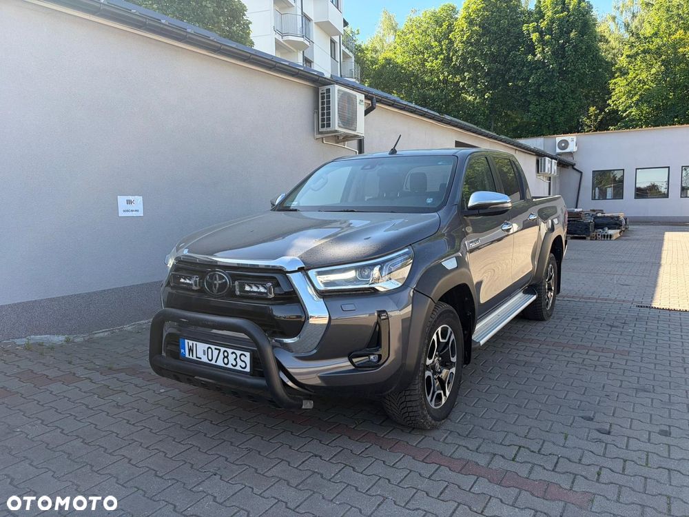 Toyota Hilux 2.8 D-4D Double Cab SR5+ 4x4 - 1