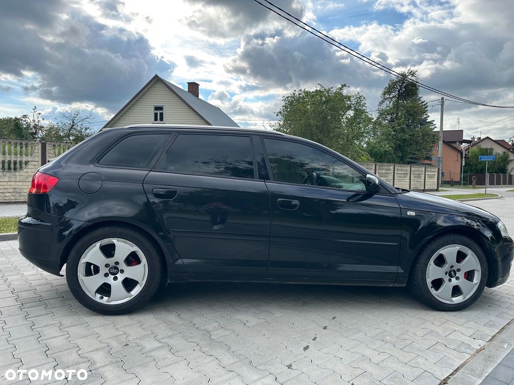 Audi A3 Sportback - 3