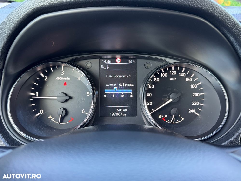 Nissan Qashqai 1.6 dCi DPF tekna - 39