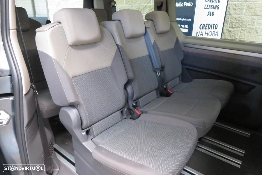 VW Multivan 2.0 TDI Life Longa DSG - 26