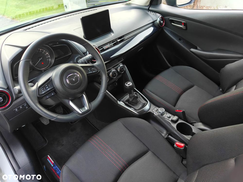 Mazda 2 SKYACTIV-G 90 Homura - 8