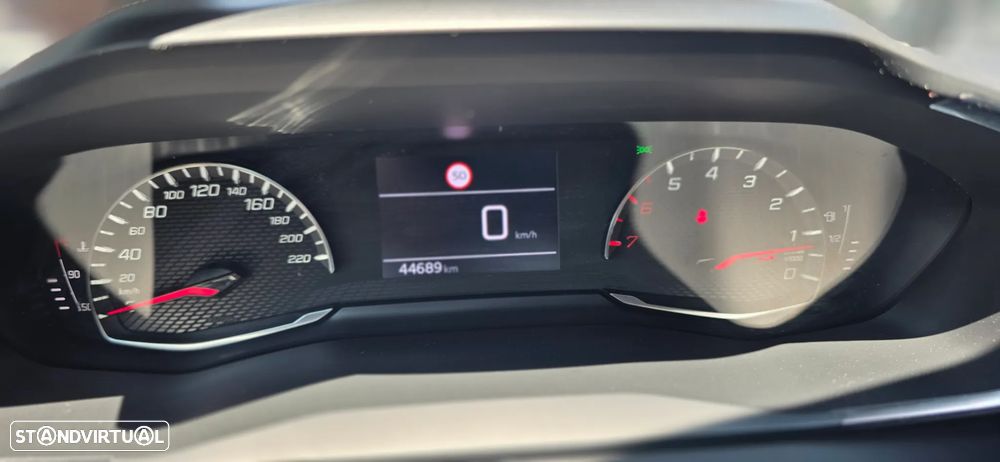 Peugeot 208 1.2 PureTech Allure Pack - 14