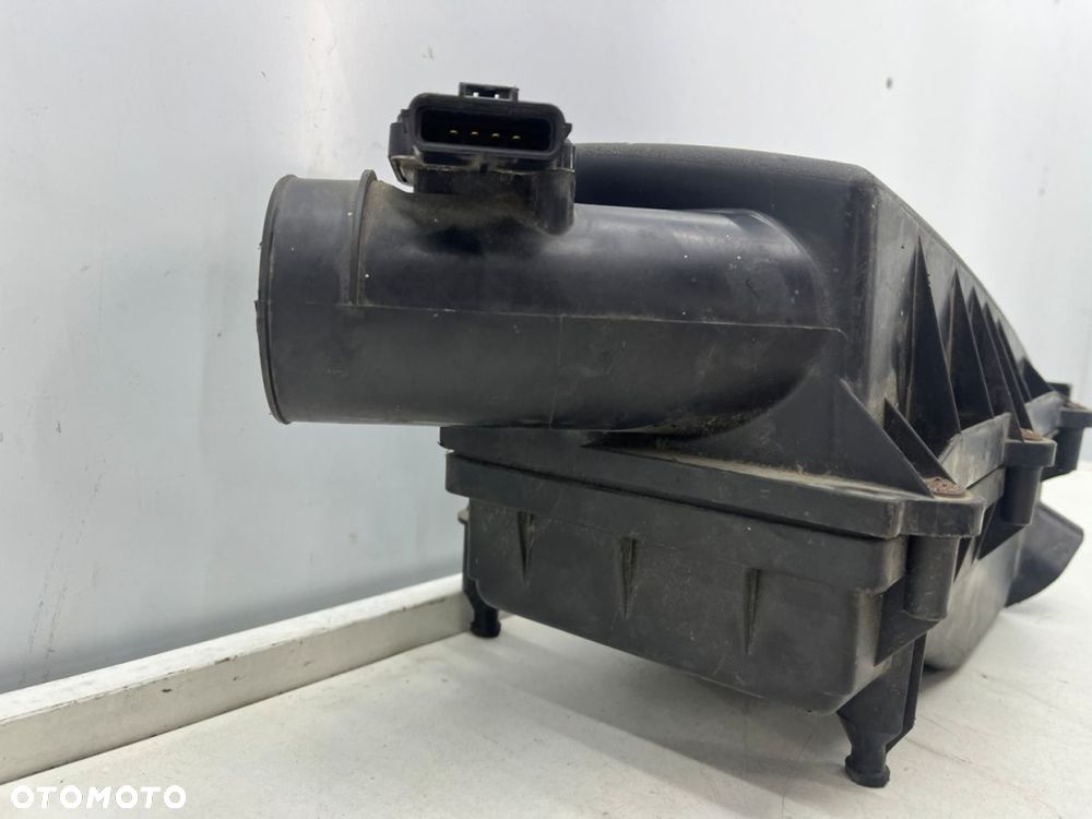 Obudowa filtra powietrza Ford Mondeo MK3 2.0Tdci Przepływomierz  Airbox - 3