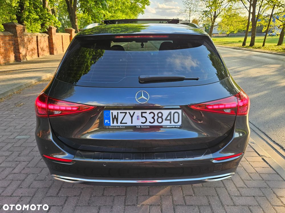 Mercedes-Benz Klasa C 220 d mHEV - 12