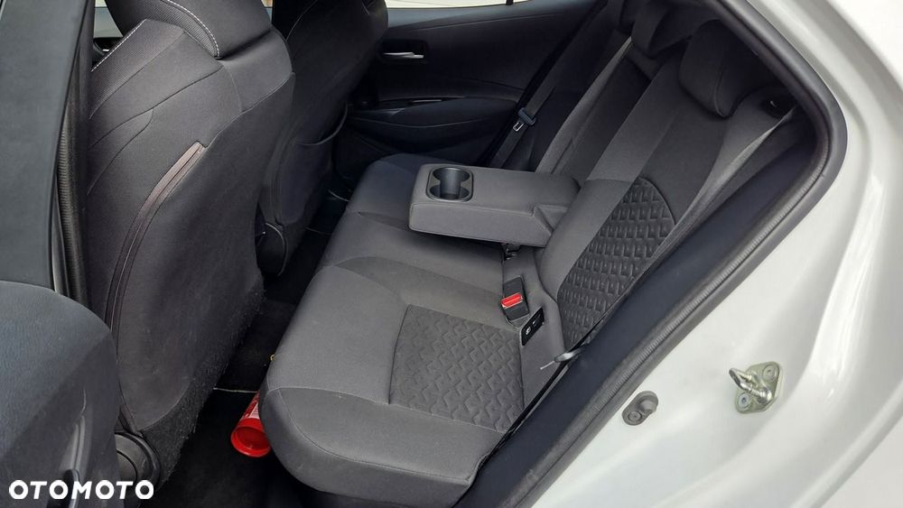 Toyota Corolla - 16