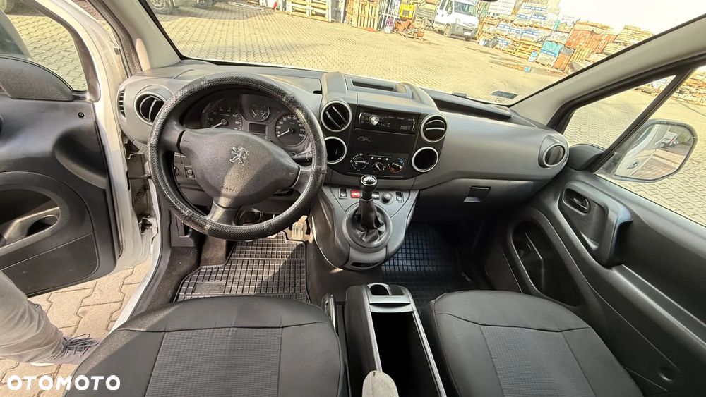 Peugeot Partner - 11
