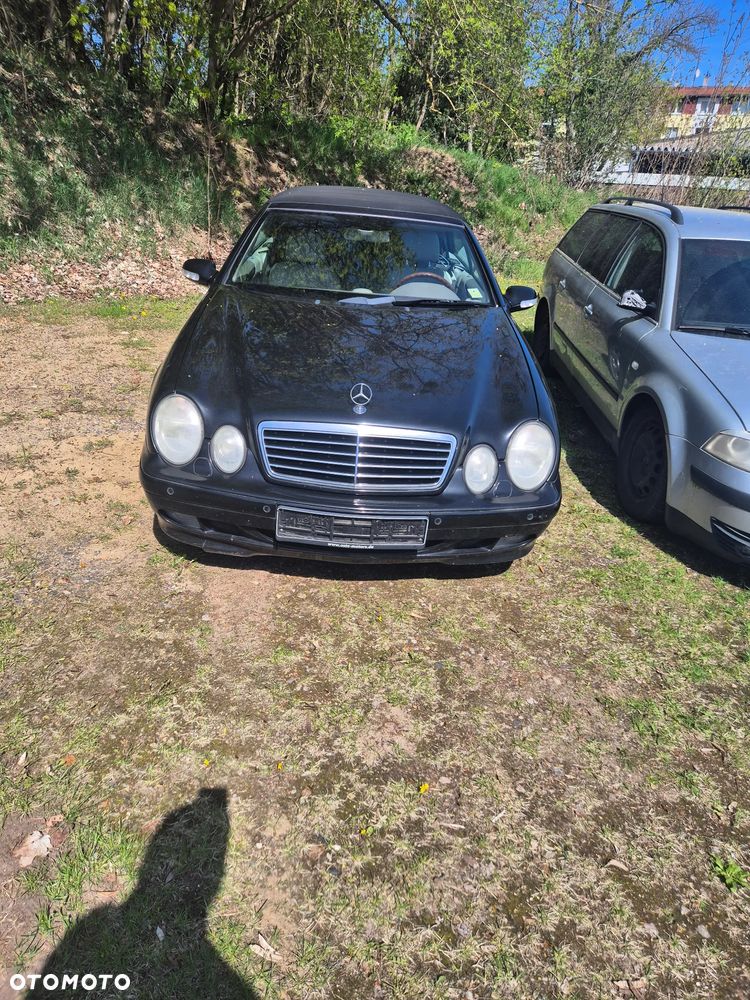 Mercedes-Benz CLK - 2