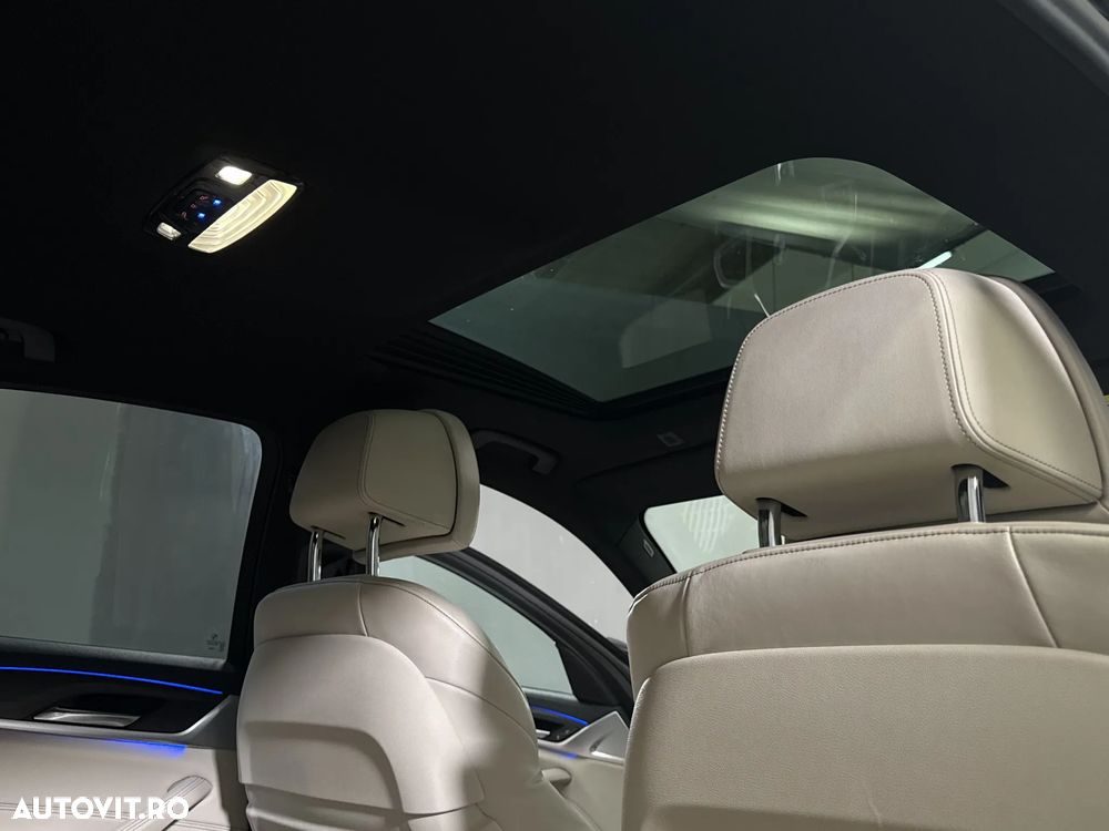 BMW Seria 5 530d xDrive Aut. - 25