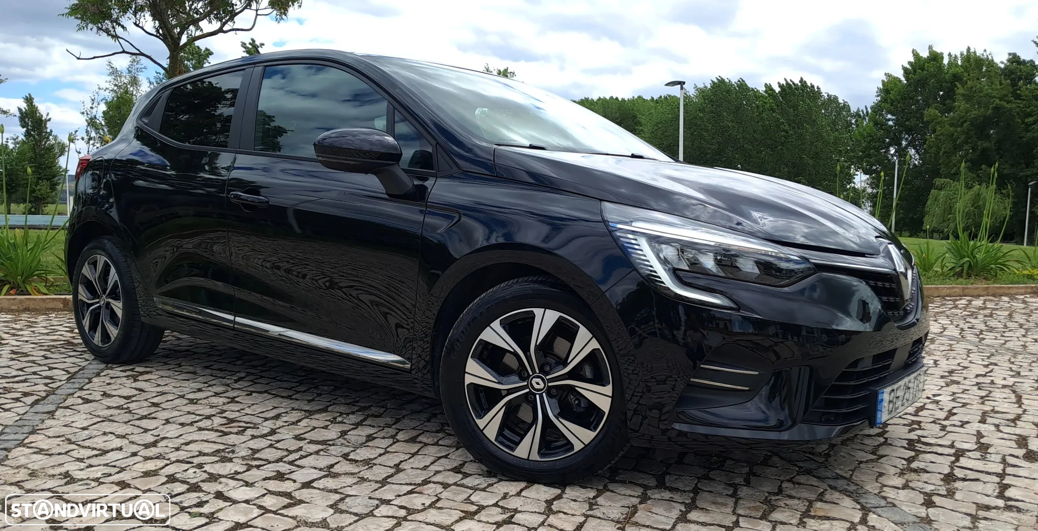 Renault Clio 1.5 Blue dCi Evolution - 11