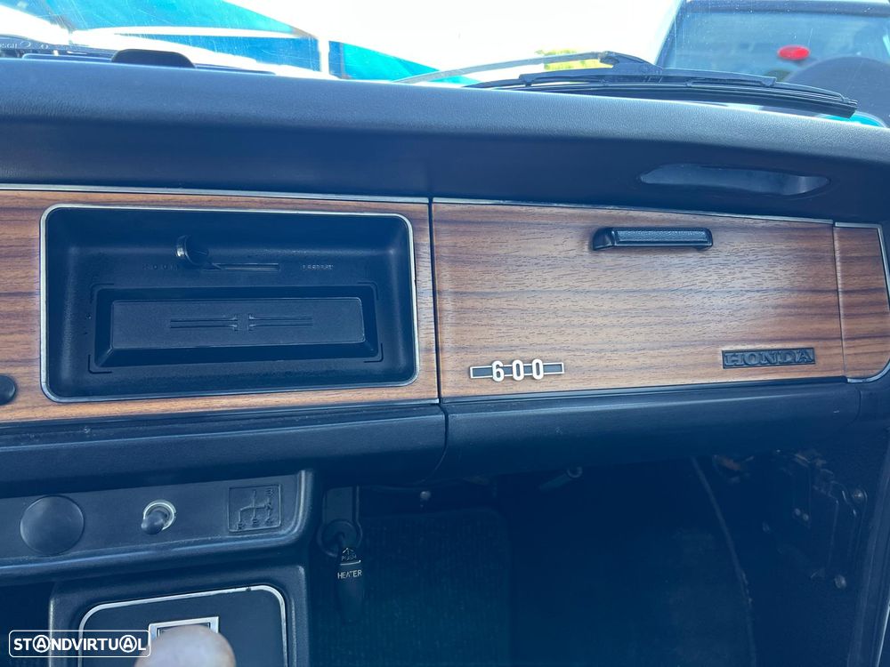 Honda N600 - 12