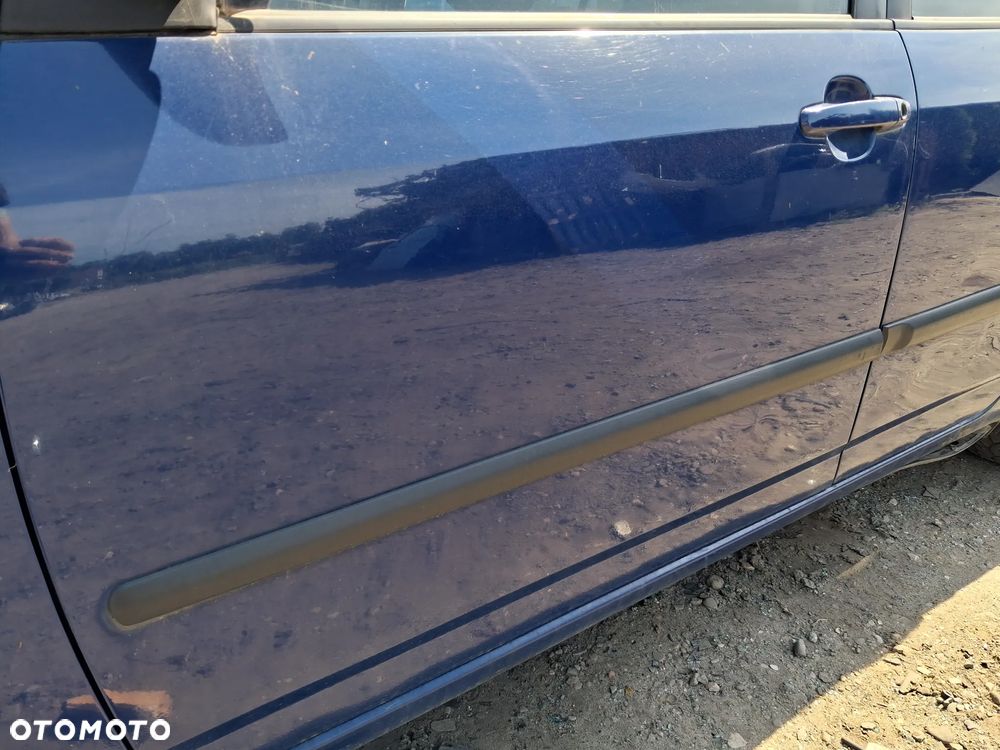 TOYOTA COROLLA E12 KOMBI 8Q4 DRZWI LEWY PRZOD - 3