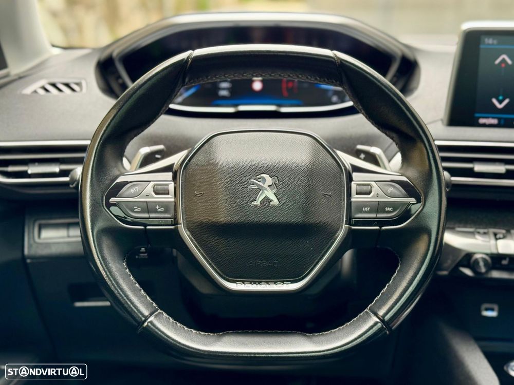 Peugeot 5008 1.2 PureTech Allure Grip Control EAT6 - 36