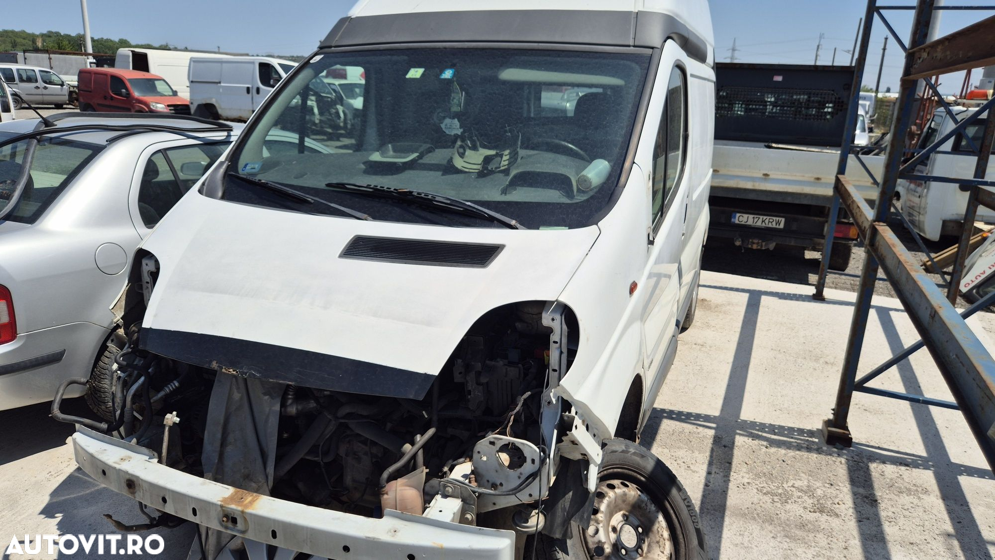 Dezmembram Opel Vivaro 2007 2.5dci Manual - 2