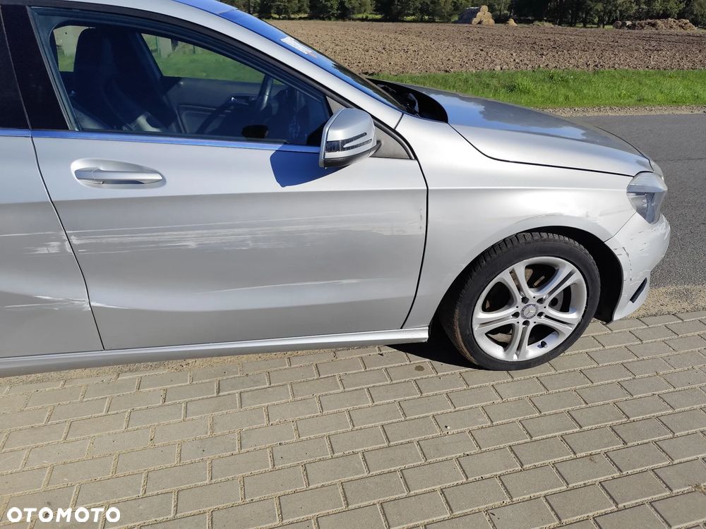 Mercedes-Benz Klasa A 180 (BlueEFFICIENCY) Style - 26