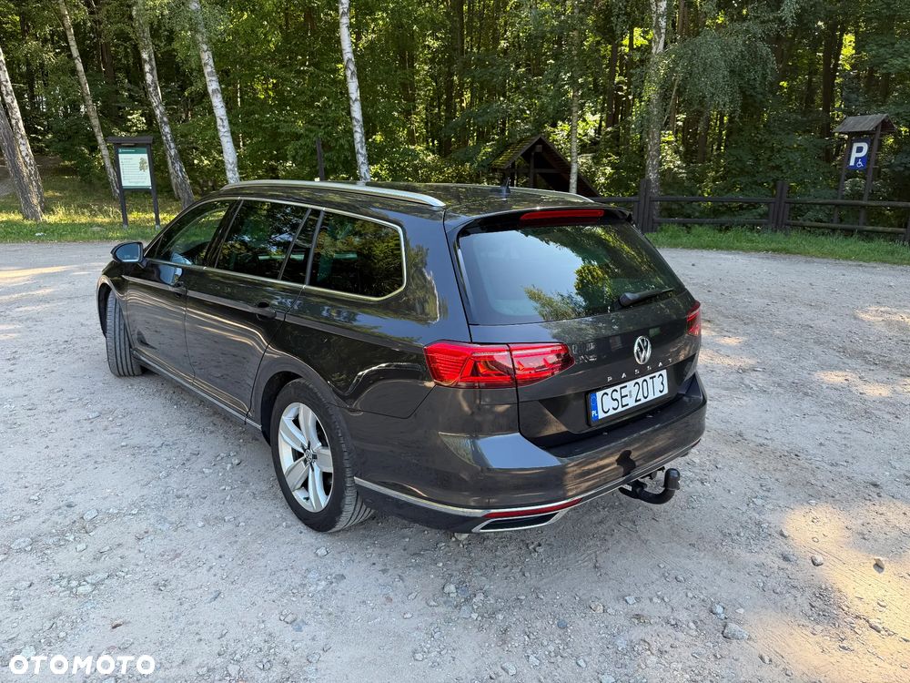Volkswagen Passat - 6