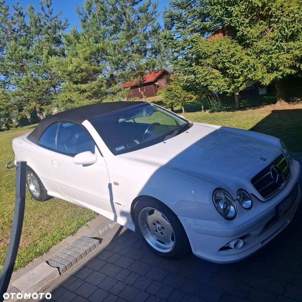Mercedes-Benz CLK - 17