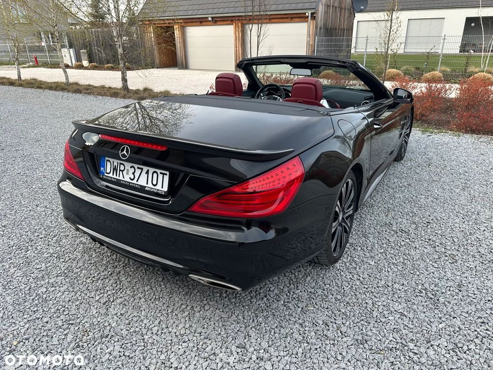Mercedes-Benz SL - 22