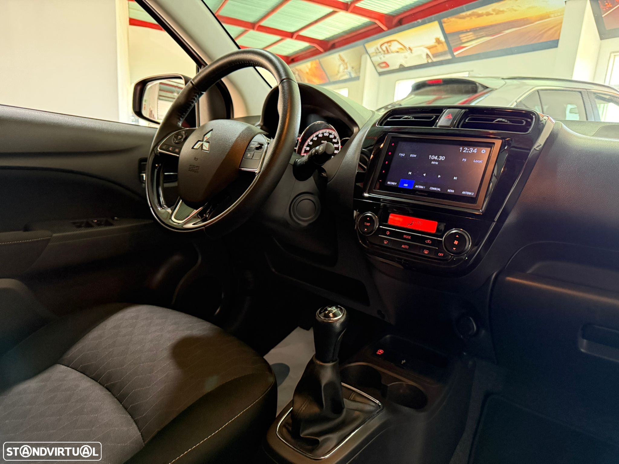 Mitsubishi Space Star 1.2 Intense Connect Edition - 15